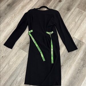 Zara Black and Green Sheath Dress Long Sleeve Crew Neck